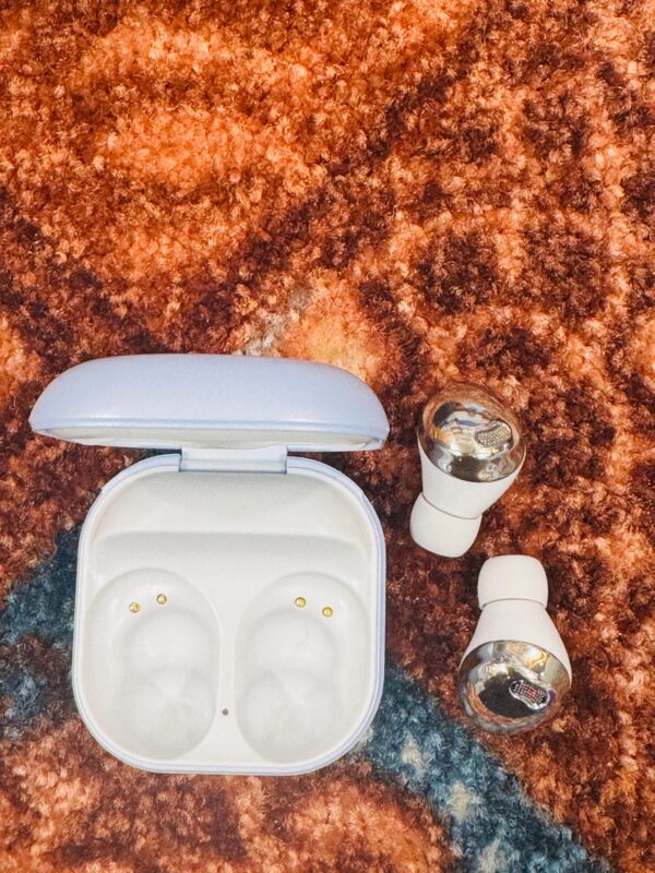 Earbuds Pro - Image 7