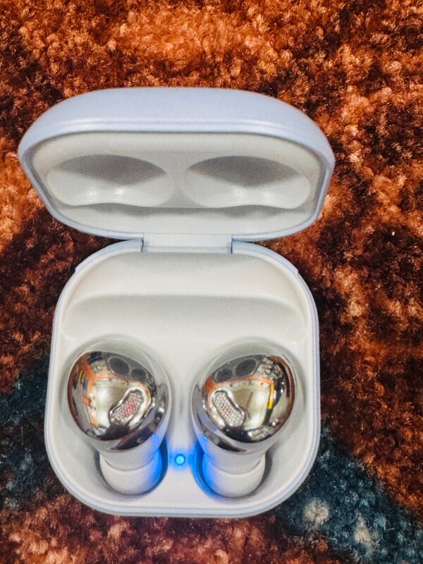 Earbuds Pro - Image 6